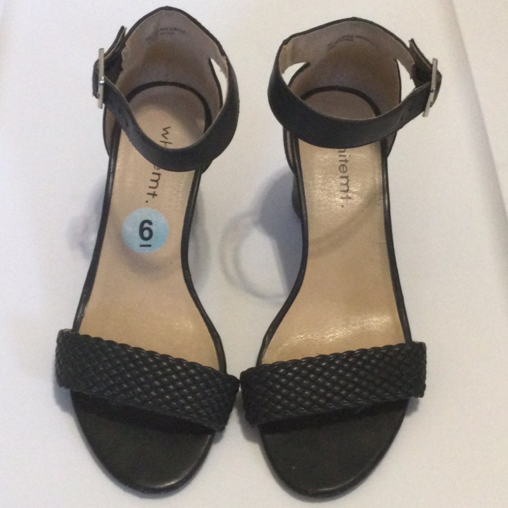 White Mountain Sandals Ankle Strap Black Size 6.